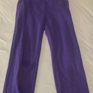 Purple sweat pants with pockets